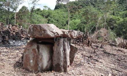 Penemuan Megalit Di Kayan Mentarang Suku Dayak Ngorek