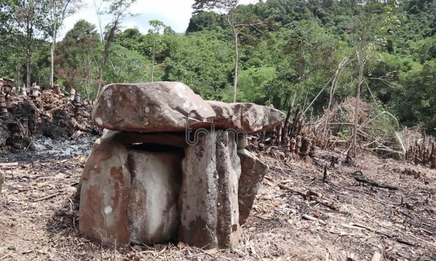 Penemuan Megalit Di Kayan Mentarang Suku Dayak Ngorek