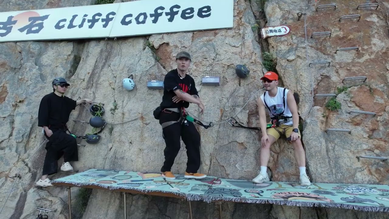 Ngopi Sambil Uji Adrenalin