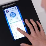 Layar OLED Baru Samsung Jadi Alat Pantau Kesehatan Modern