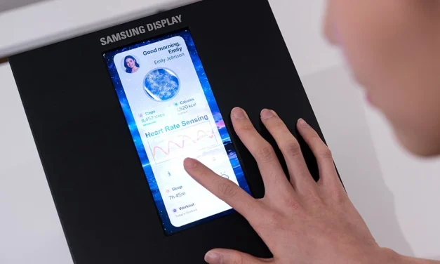 Layar OLED Baru Samsung Jadi Alat Pantau Kesehatan Modern