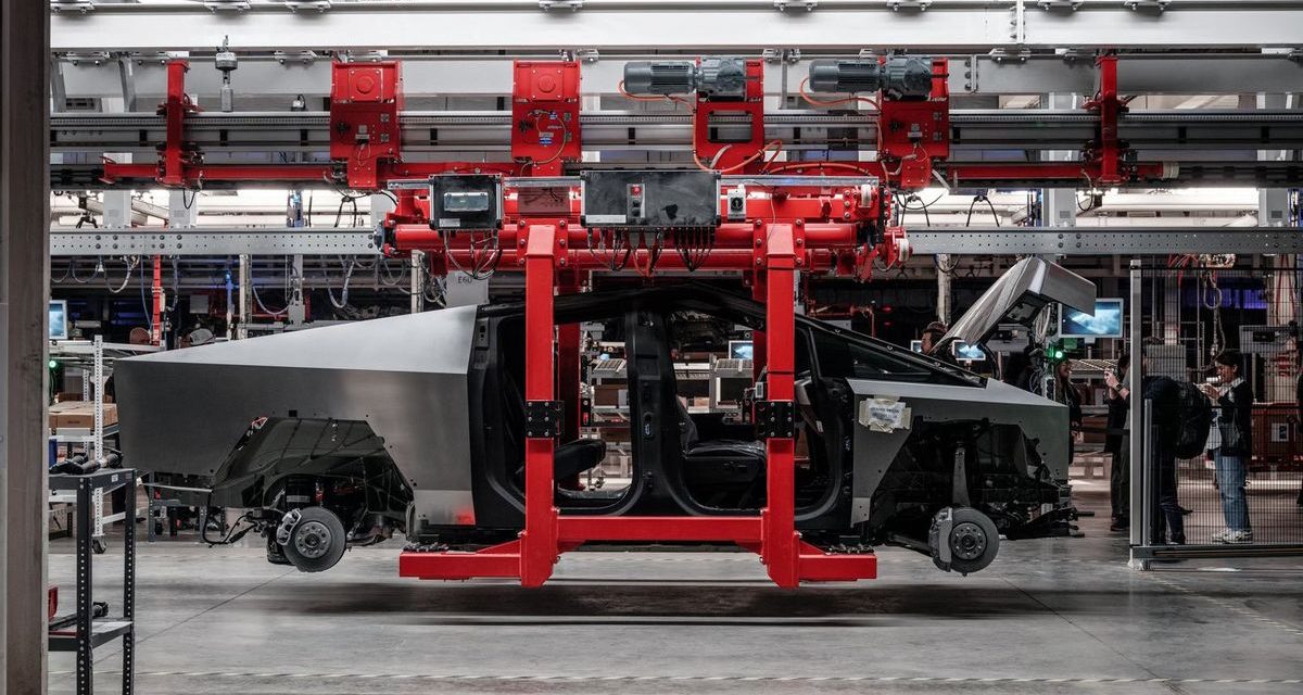 Pabrik Tesla Di Amerika Serikat Mulai Produksi Cybercab Pertama