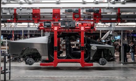 Pabrik Tesla Di Amerika Serikat Mulai Produksi Cybercab Pertama