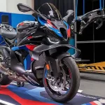 Superbike Premium BMW S 1000 RR Memiliki Tenaga Mesin 999cc