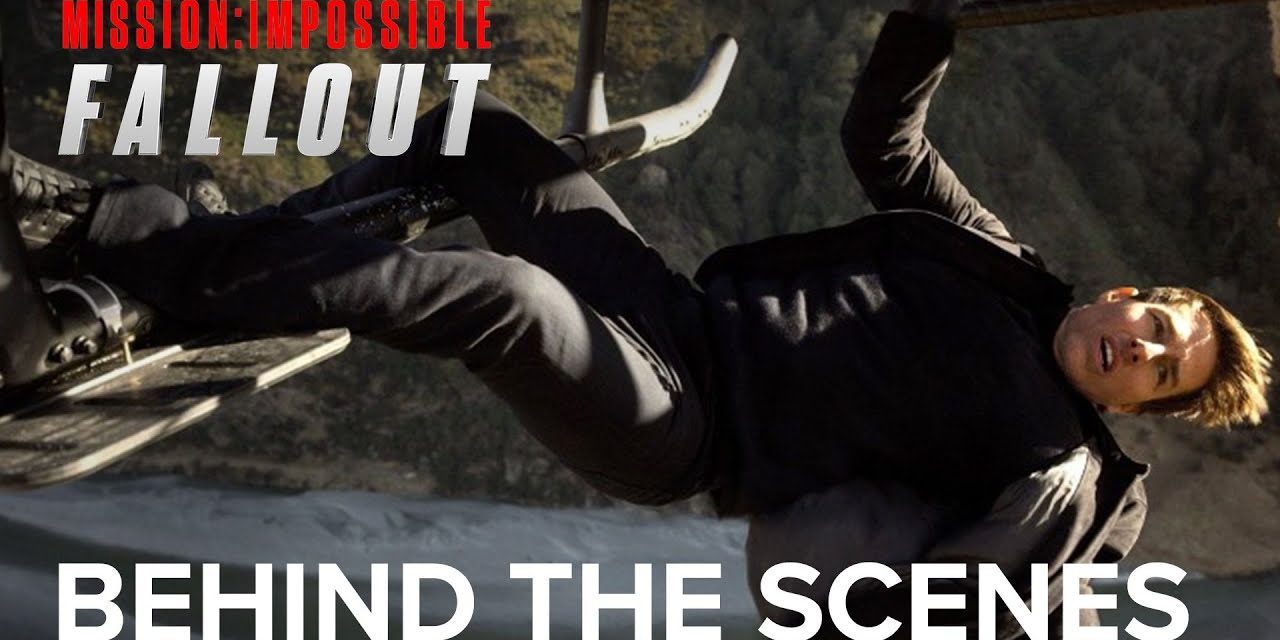 Tom Cruise Nekat Terjun Bebas Tanpa Stuntman Dari Helikopter