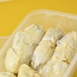 4 Metode Mencairkan Durian Beku Terbaik, Yuk Intip Caranya Ya!