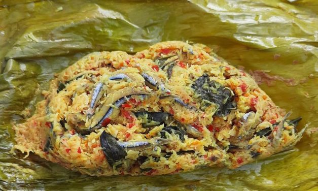 Pepes Ikan Teri Daun Pisang, Lezat Dan Bergizi, Bisa Buat Nagih