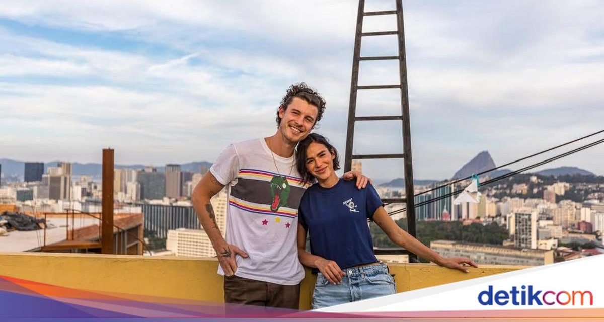Bikin Heboh! Shawn Mendes Pamer Kekasih Baru Di Instagram