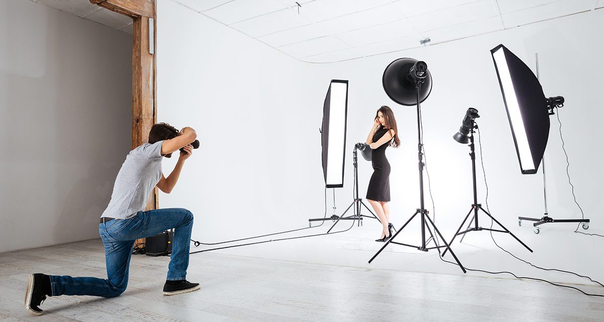 Jasa Home Photo Studio, Kini Ramai Diminati Anak Muda